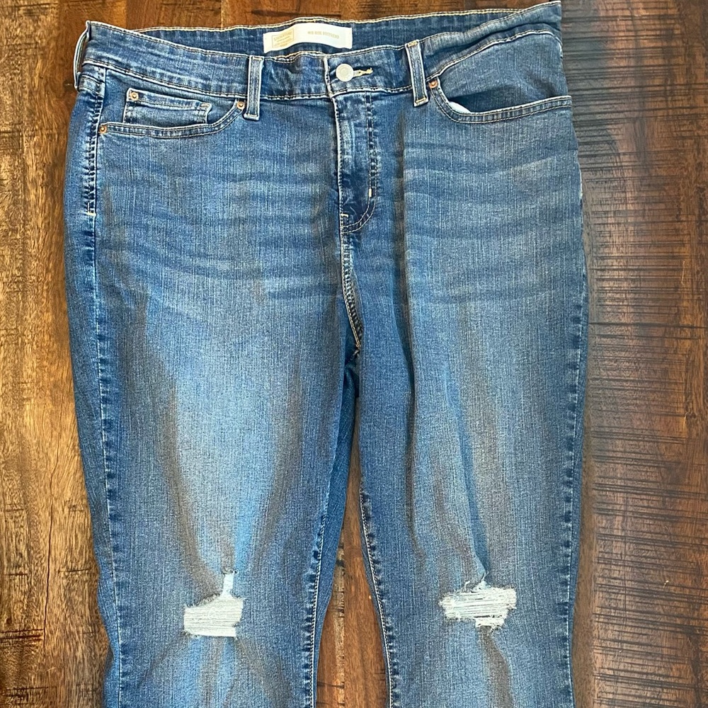 Signature Levi Boyfriend Jeans